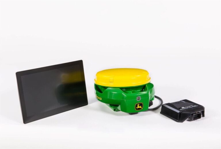 02 John Deere Precision Ag Technology G5 SF7000 JDLink M Modem 1024x693