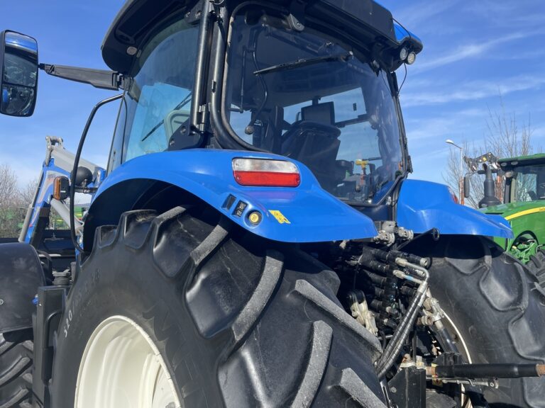 New holland t6 180 (15)