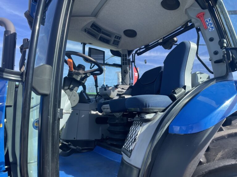 New holland t6 180 (16)