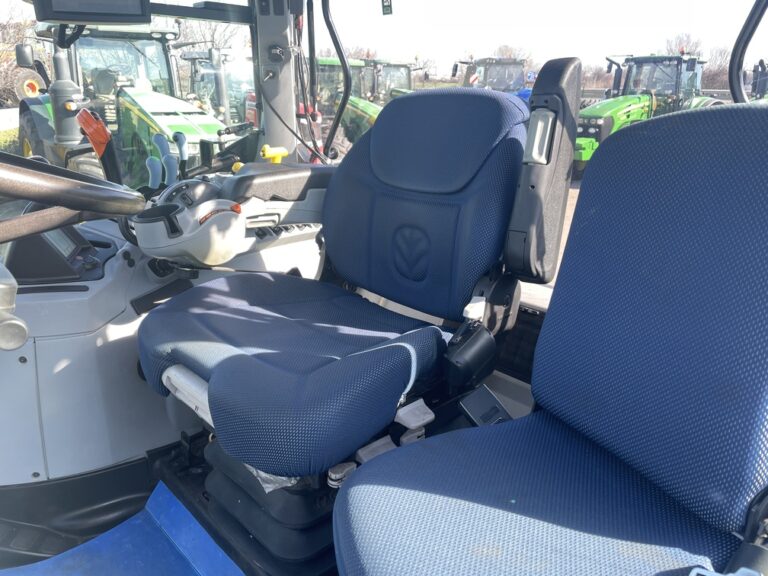 New holland t6 180 (17)