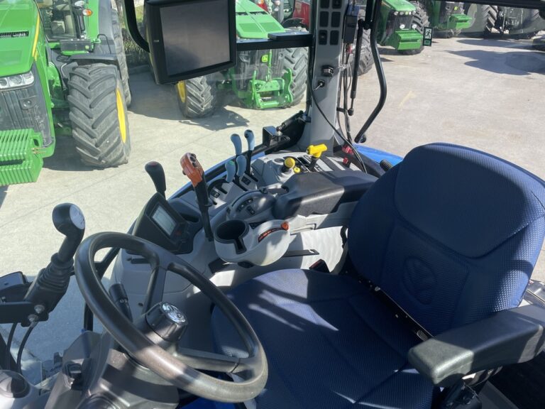 New holland t6 180 (18)