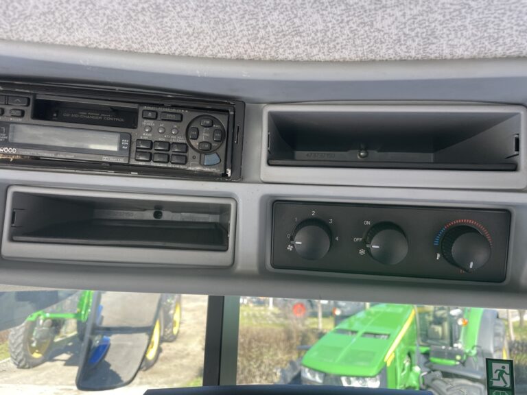 New holland t6 180 (22)