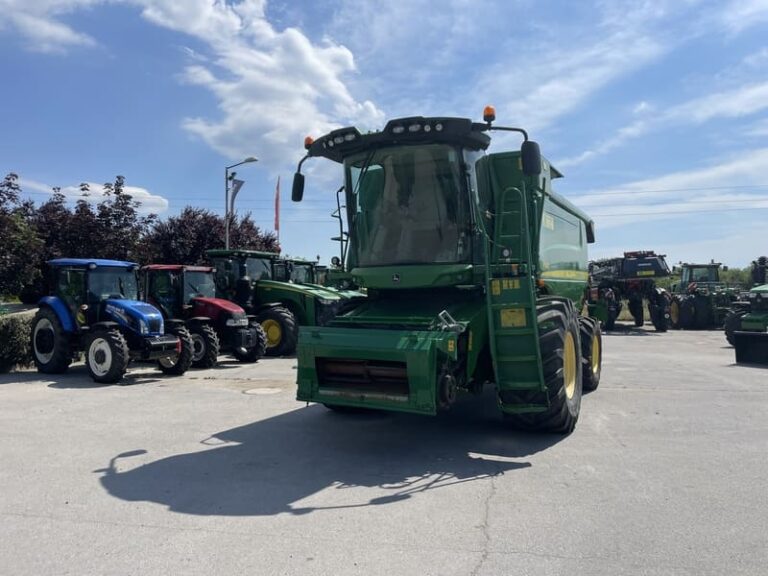 W540 090858 (3)