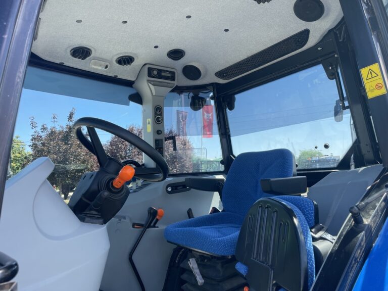 New Holland T 100D (15)