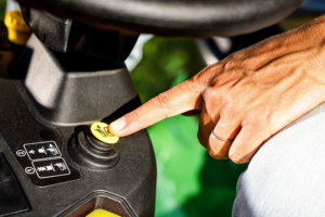 R2g093345 x117r.png